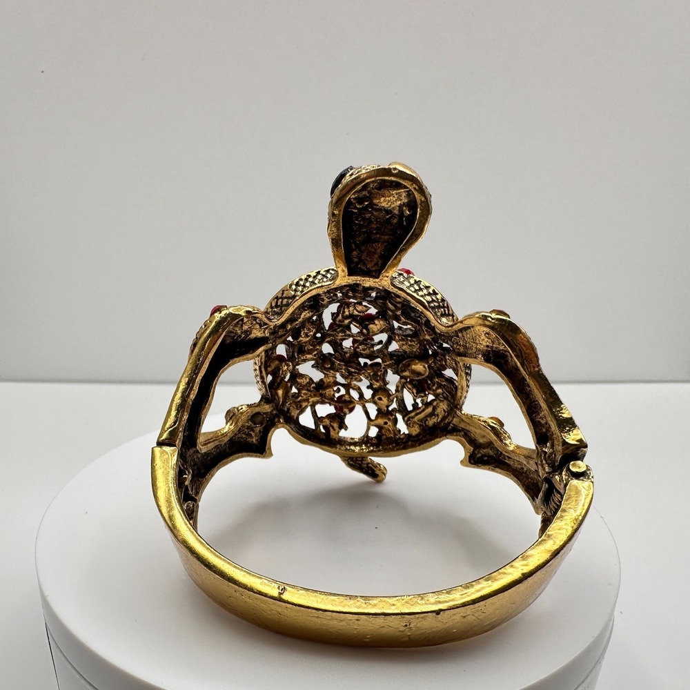 Vintage 90s Red Rhinestone Gold Tone Turtle Bracelet Women's Classic Jewelry - Picture 8 of 17